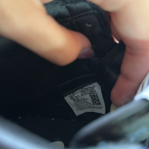 Wmns Air Jordan 1 Retro High OG 'Tie-Dye - Picture 4 of 4